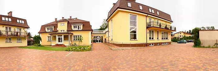 Kolor Restauracja לינה וארוחת בוקר 3*