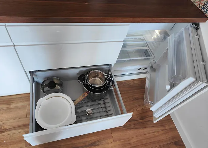 Kolor Restauracja 3* אוסטראון