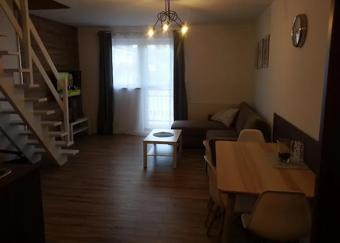 Kolor Restauracja לינה וארוחת בוקר