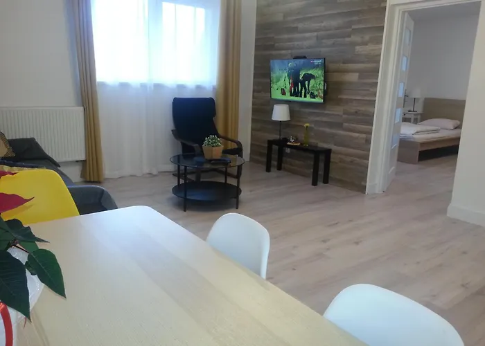 לינה וארוחת בוקר Kolor Restauracja 3*